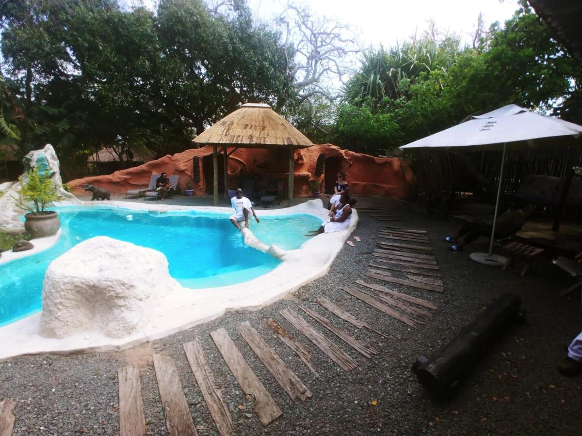 Pumusa Bushcamp Hluhluwe Exterior photo